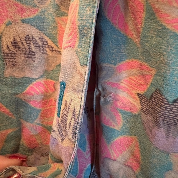 Diane Gilman Pink and Green Button Down Shirt Floral Design 100% silk - Picture 5 of 9